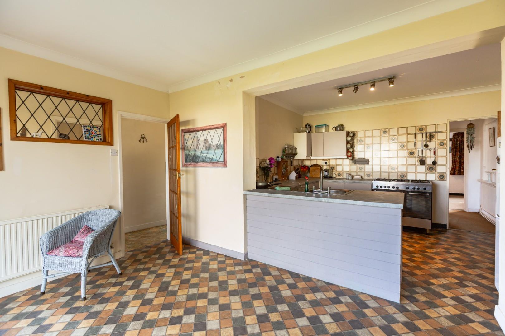 Pennard Drive, Southgate, Swansea, SA3 2DW